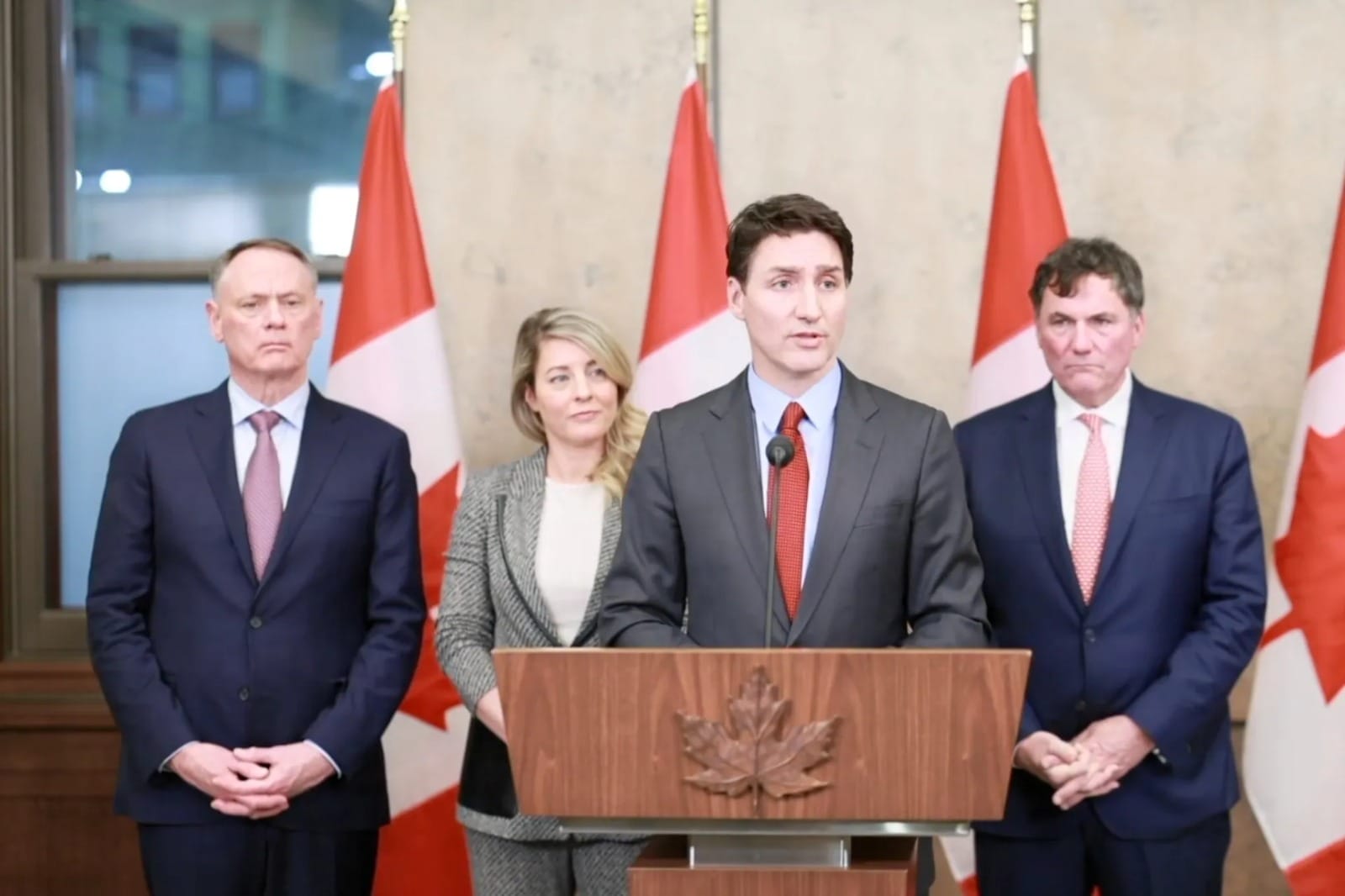 nxnoticias.com-guerra-comercial-canada-arremete-con-aranceles-a-eu