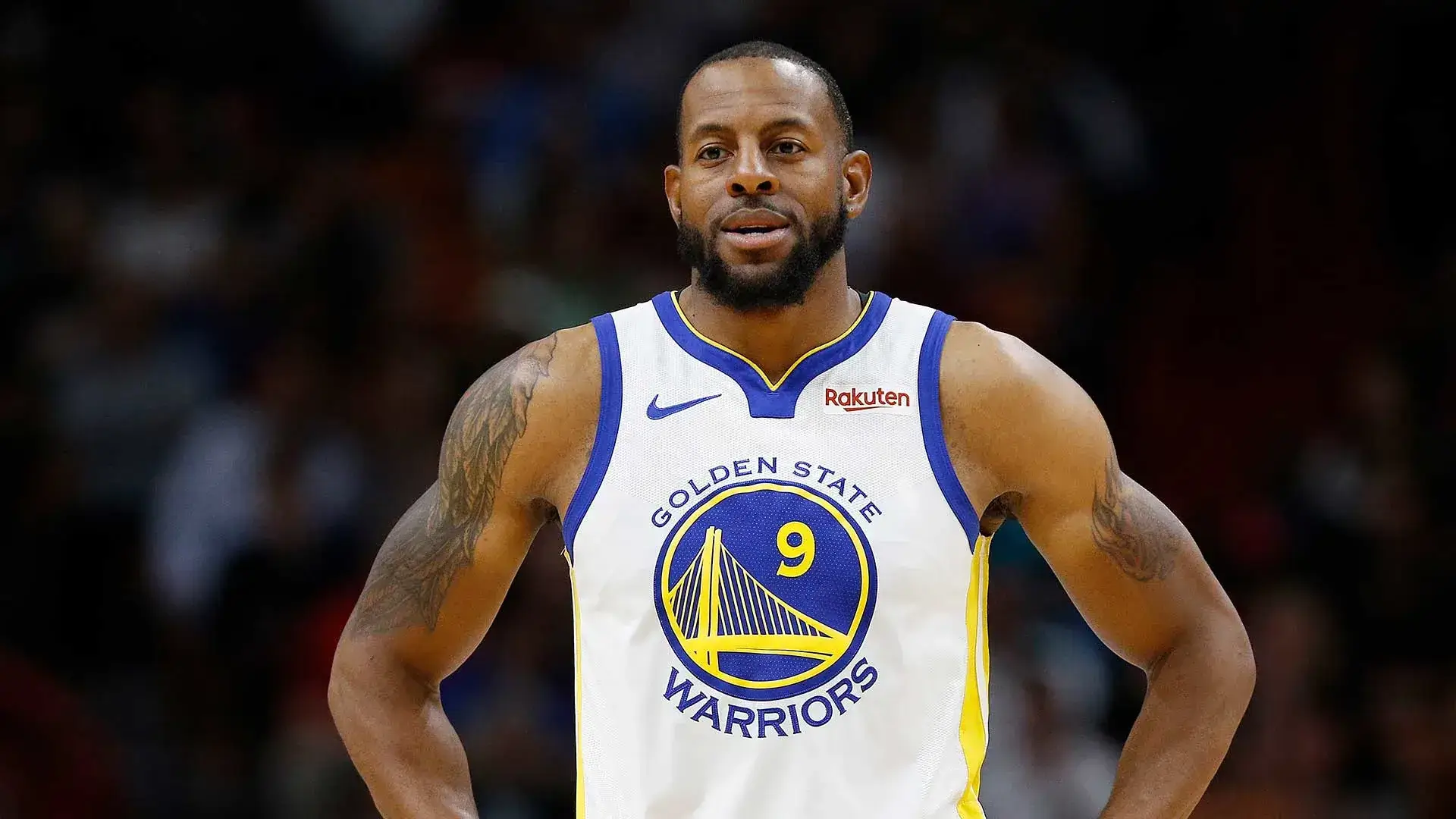nxnoticias.com-los-warriors-honran-a-andre-iguodala-con-el-retiro-de-su-camiseta