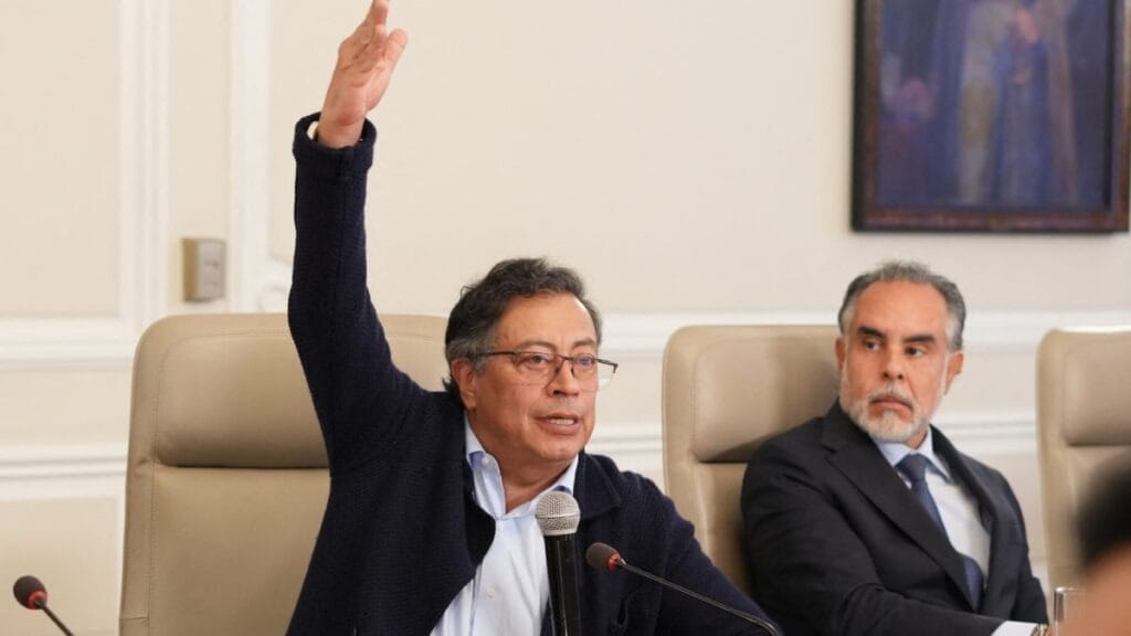 nxnoticias.com-petro-presiona-por-cambios-ministros-y-altos-cargos-deben-renunciar