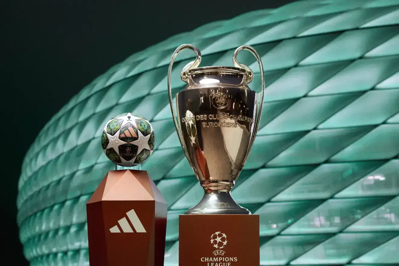 nxnoticias.com-presentan-el-balon-oficial-de-la-fase-eliminatoria-de-la-uefa-champions-league
