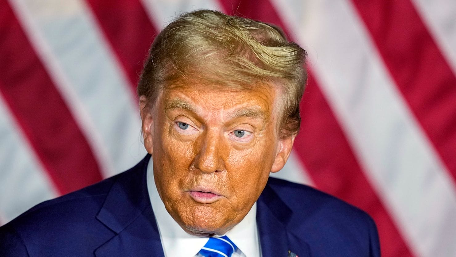 nxnoticias.com-trump-revela-monumentos-a-kobe-bryant-muhammad-ali-y-jackie-robinson