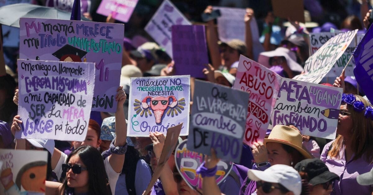 nxnoticias.com-marcha-del-8m-culmina-en-el-zocalo-de-la-cdmx-con-una-sola-voz-ni-una-mas