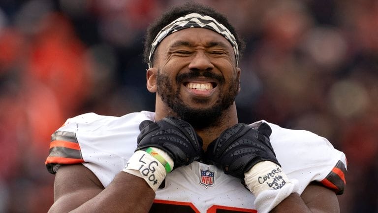 nxnoticias.com-myles-garrett-se-convierte-en-el-jugador-no-qb-mejor-pagado-de-la-nfl