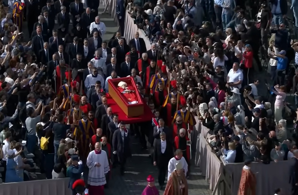 nxnoticias.com-analiza-el-vaticano-extender-horario-para-que-fieles-despidan-al-papa-francisco