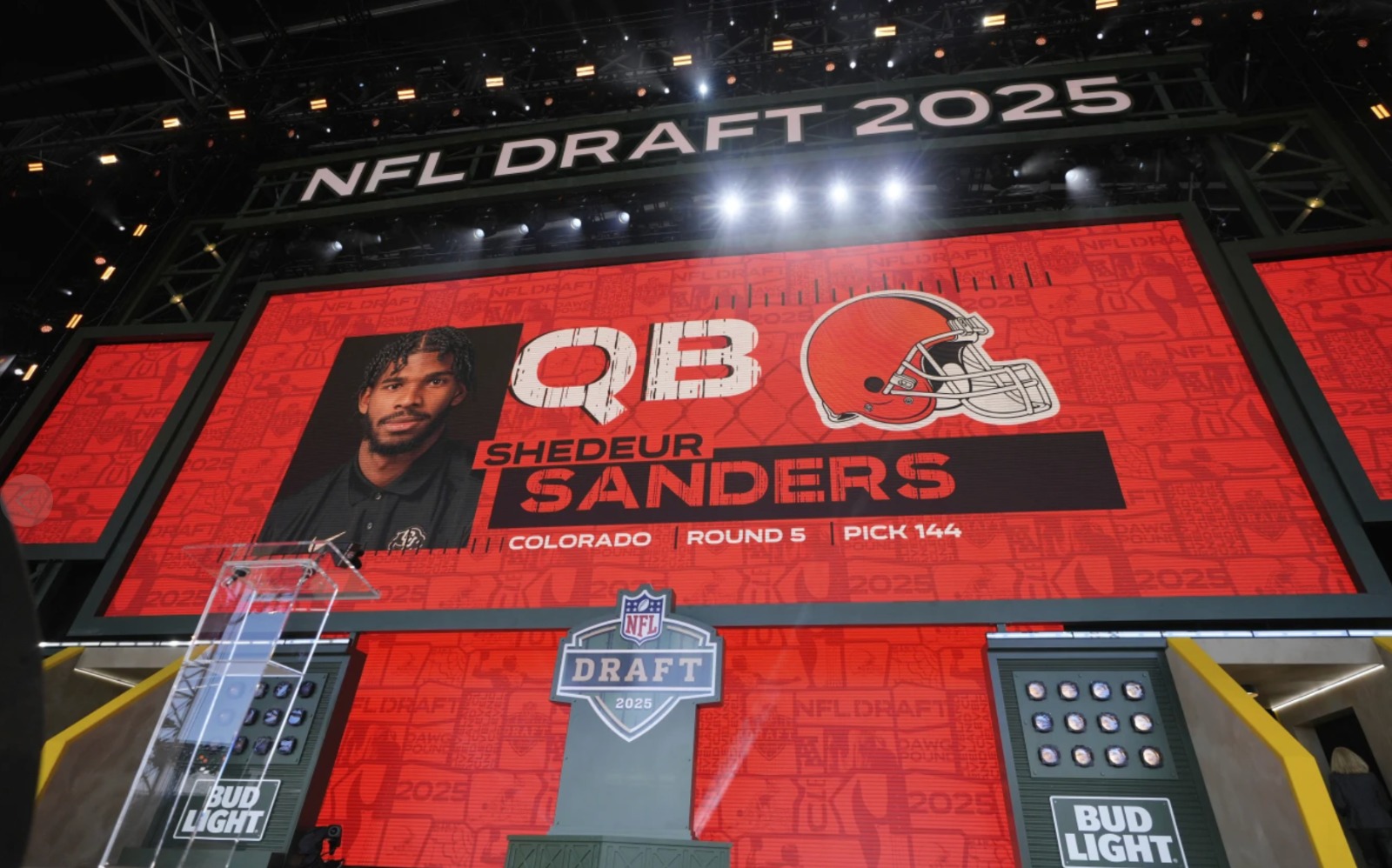 nxnoticias.com-browns-de-cleveland-seleccionan-a-shedeur-sanders-en-el-draft-2025