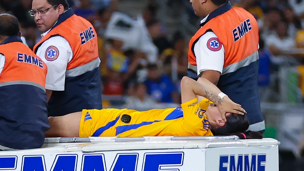 nxnoticias.com-jacqueline-ovalle-sufre-terrible-lesion-en-el-clasico-regio-femenil