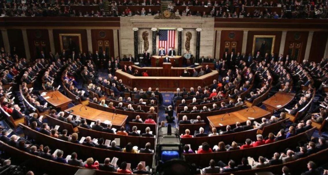 nxnoticias.com-legisladores-republicanos-bloquean-plan-de-trump-que-incluye-impuesto-a-remesas