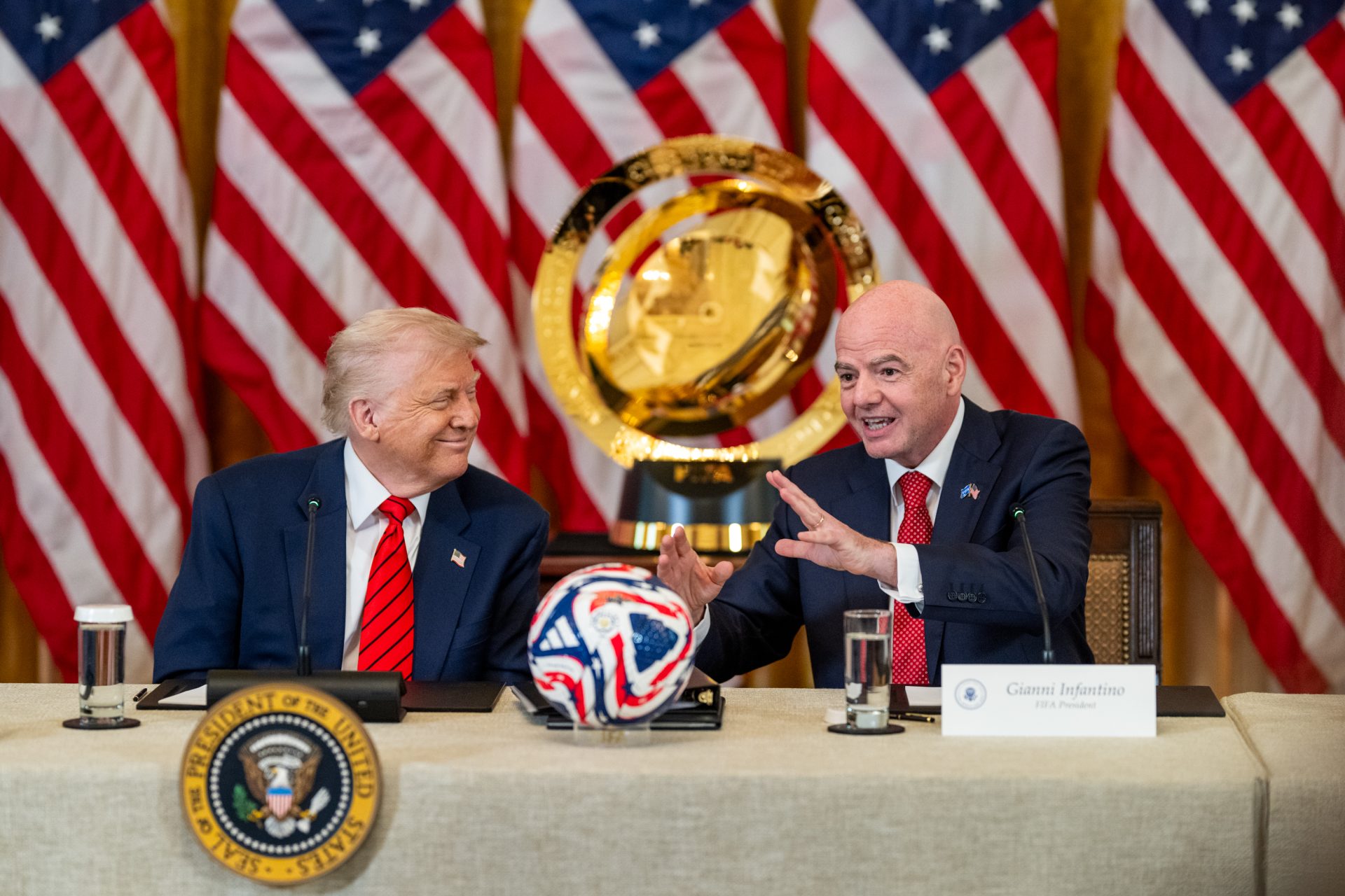 nxnoticias.com-primer-encuentro-entre-infantino-y-trump-para-organizar-el-mundial-2026